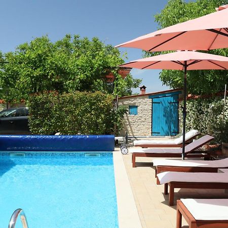 "Art House" Rovinj-Holiday, Holiday Home To Rent โรวินสโก เซโล ภายนอก รูปภาพ