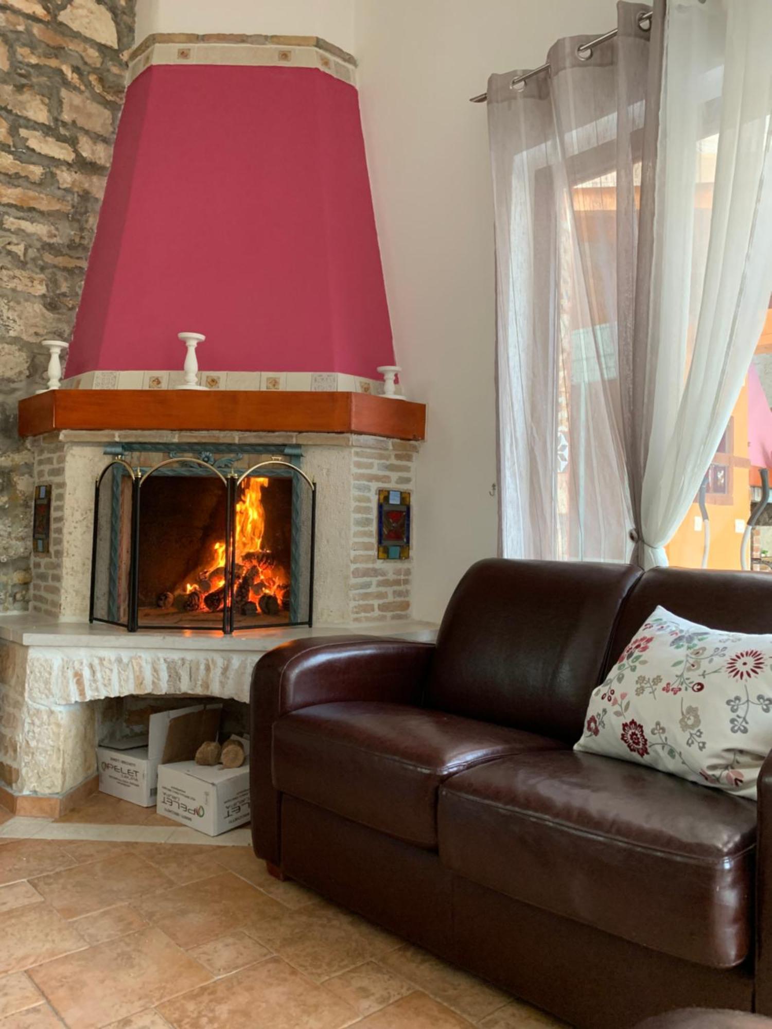 "Art House" Rovinj-Holiday, Holiday Home To Rent โรวินสโก เซโล ภายนอก รูปภาพ