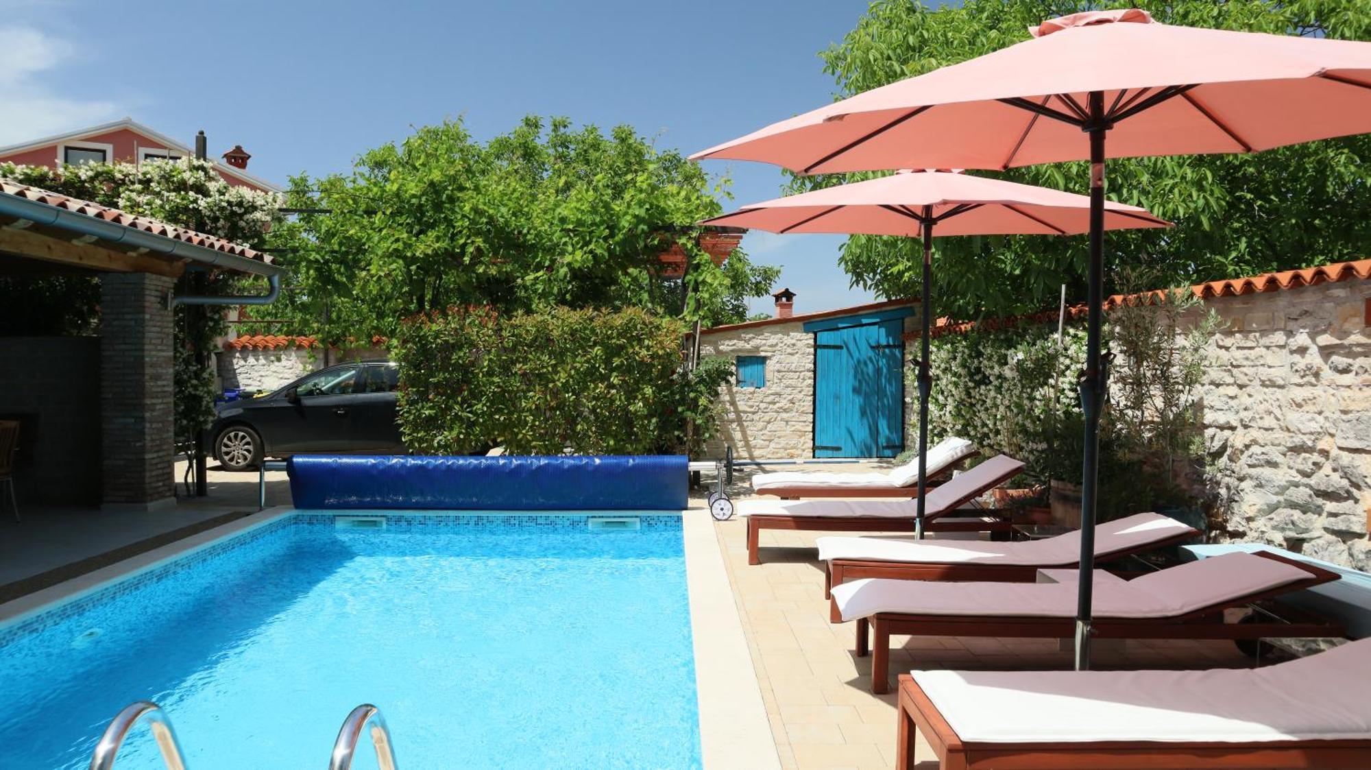 "Art House" Rovinj-Holiday, Holiday Home To Rent โรวินสโก เซโล ภายนอก รูปภาพ